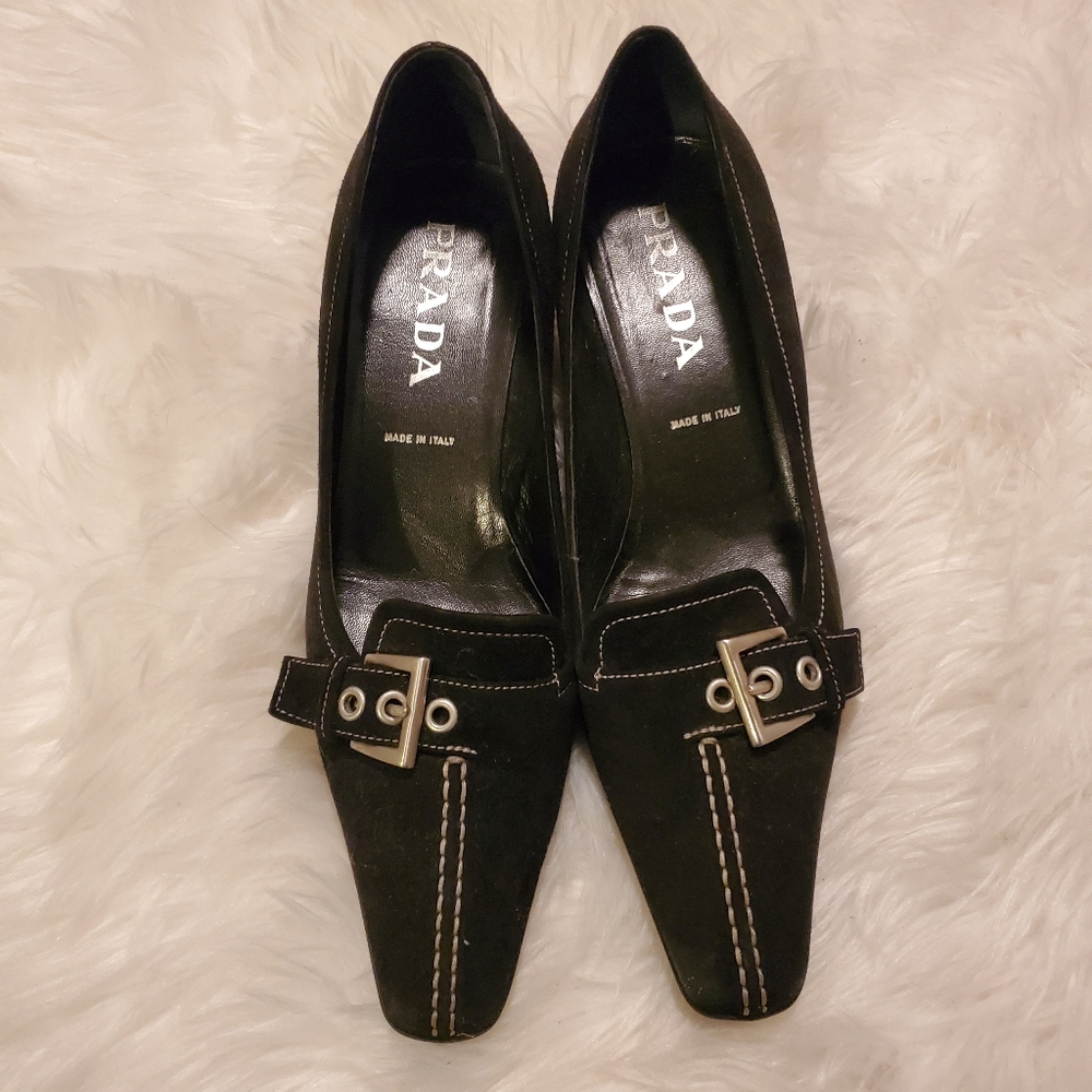 🖤 Prada Kitten Heels